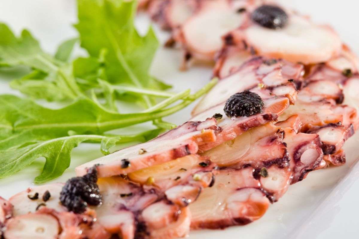 piatto con carpaccio
